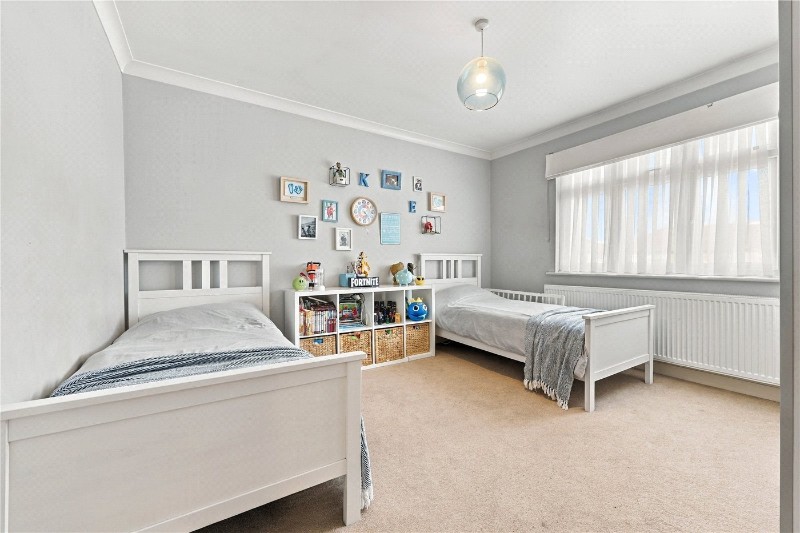 Dorchester Avenue, London, N13