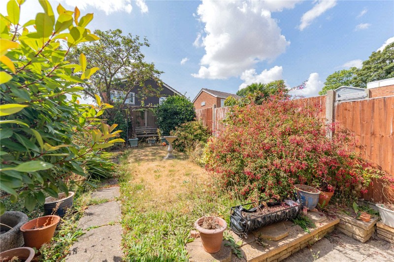 Knoll Drive, Warwick, Warwickshire, CV34
