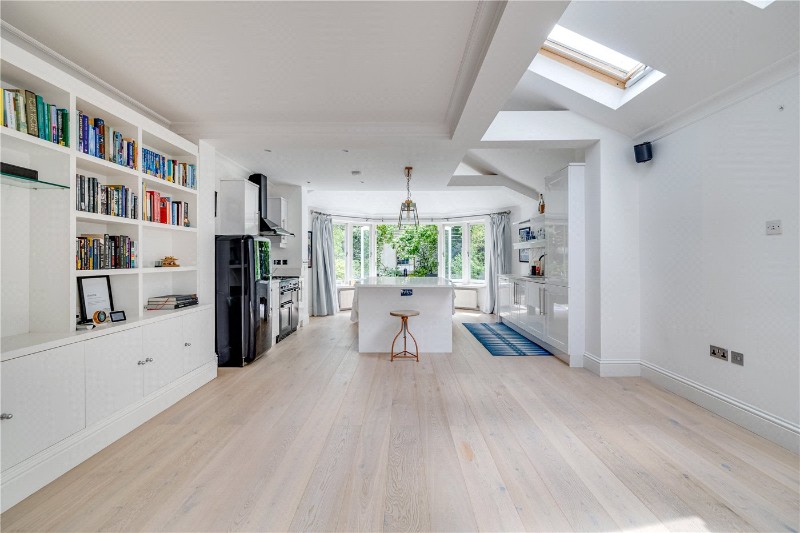 Chaldon Road, London, SW6