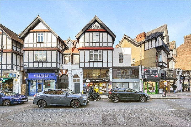 High Road, London, NW10