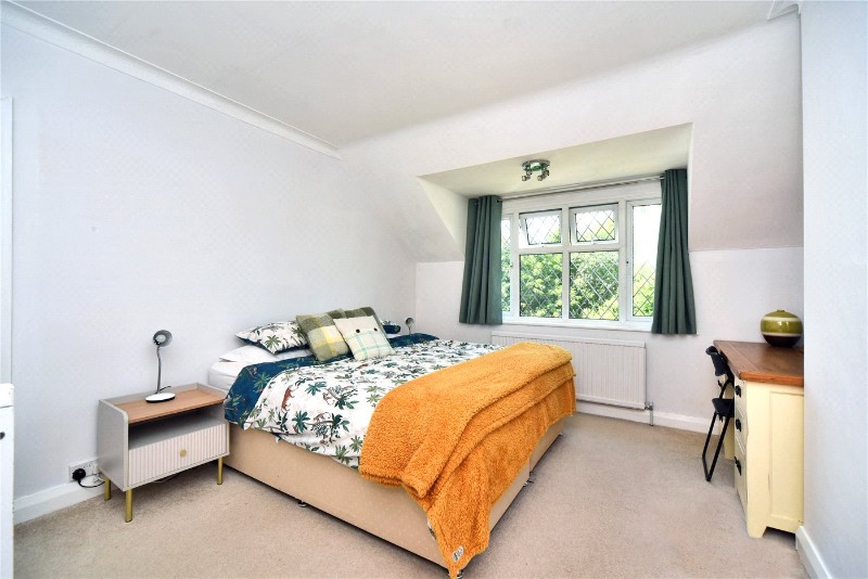 Outwood Lane, Chipstead, Coulsdon, CR5