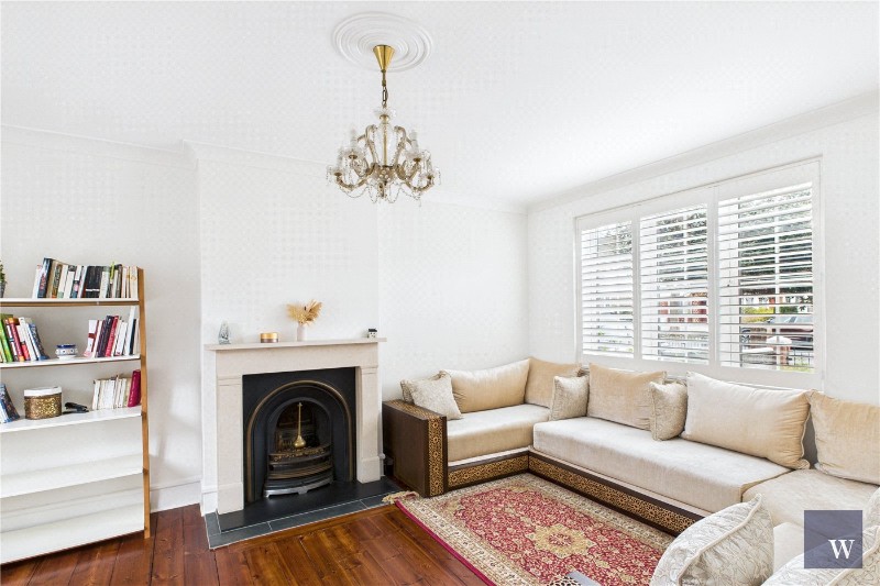 Cricklade Avenue, London, SW2