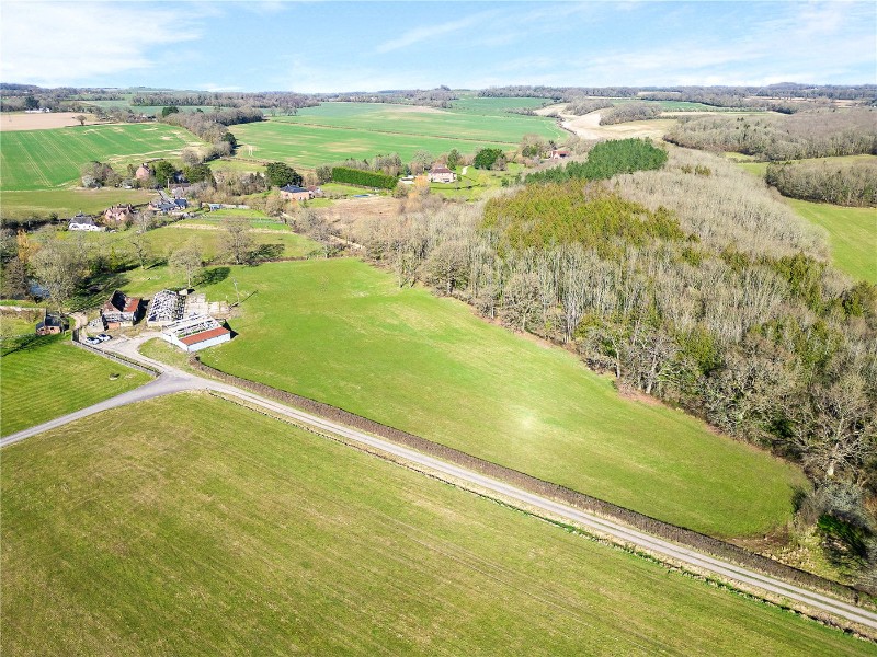 Woolley Green Farm, Dores Lane, Braishfield, SO51