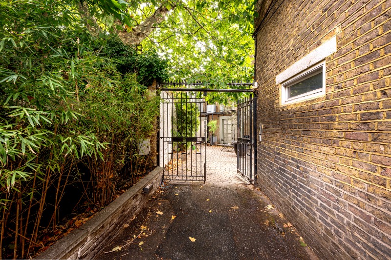 Trinity Mews, London, W10