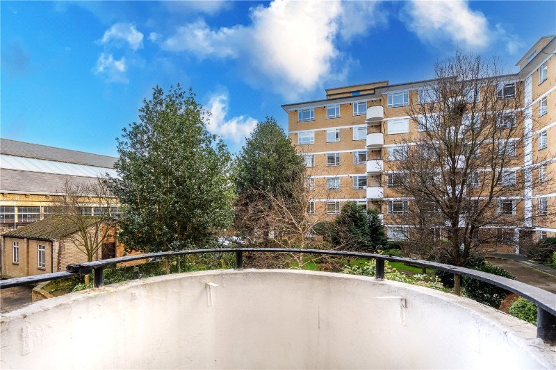 Christchurch Road, London, SW2