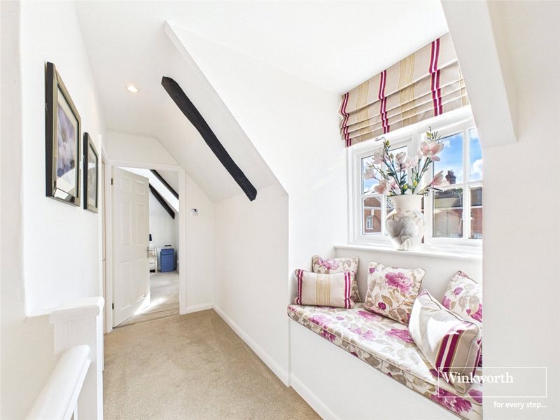 Calcot Court, Calcot, Reading, Berkshire, RG31