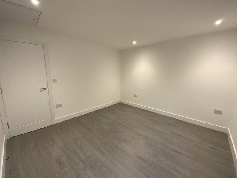 Willis Close, Great Bedwyn, Marlborough, Wiltshire, SN8