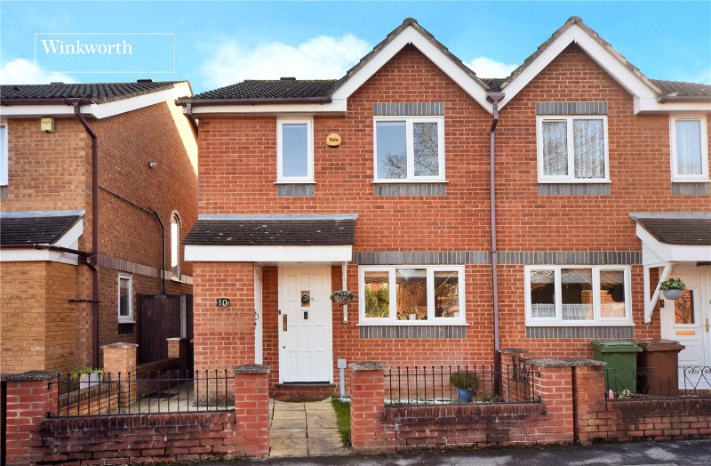 Cotswold Way, Worcester Park, KT4