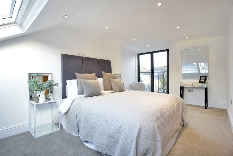 Henslowe Road, East Dulwich, London, SE22