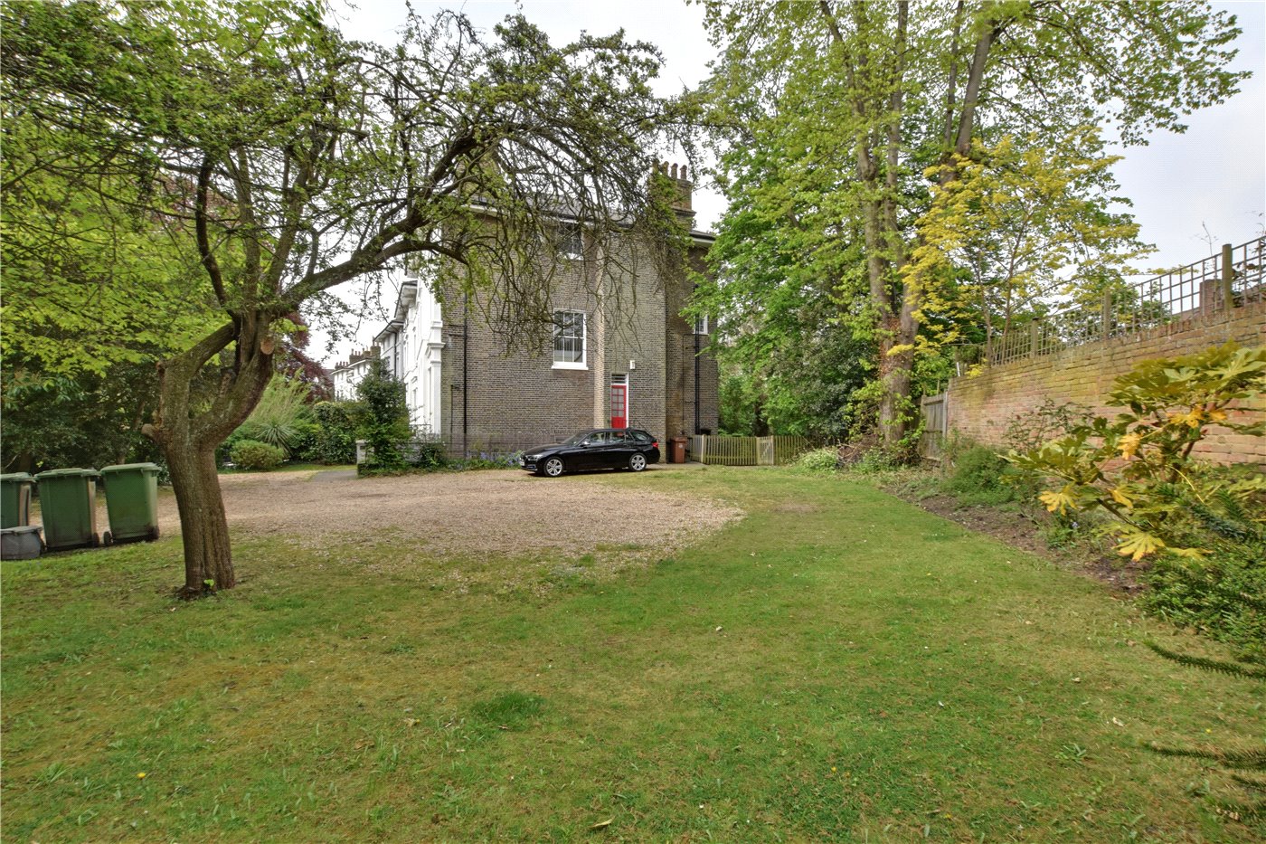 Front Communal Garde