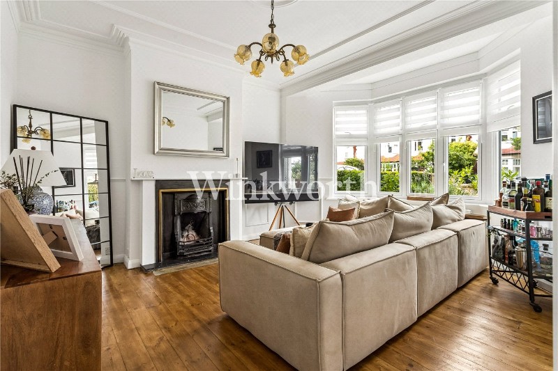 Hamilton Crescent, London, N13