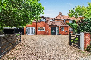 Walnut Hill, Surlingham, Norwich, Norfolk, NR14