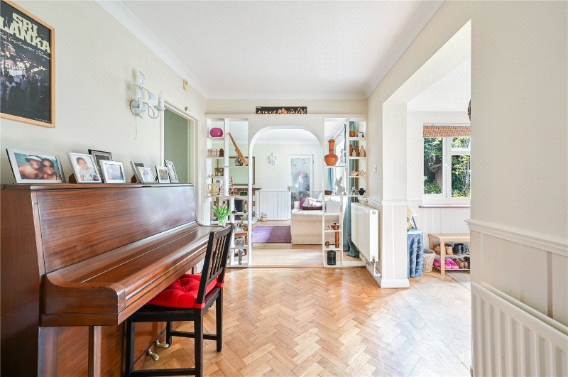 Walnut Tree Close, Banstead, Surrey, SM7