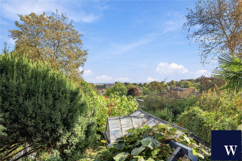 Southwood Lane, London, N6