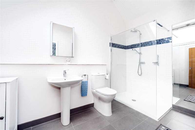 Montagu Road, Highcliffe, Christchurch, Dorset, BH23