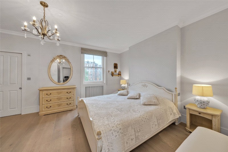 Randolph Avenue, London, W9