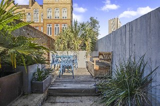 Sans Walk, London, EC1R