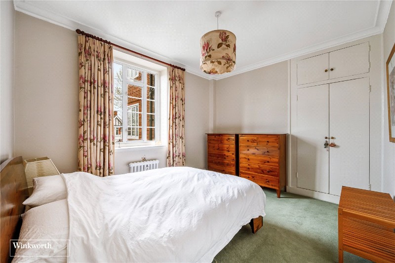 Watchfield Court, Sutton Court Road, London, W4