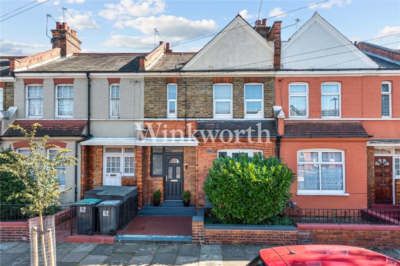 Hewitt Avenue, London, N22
