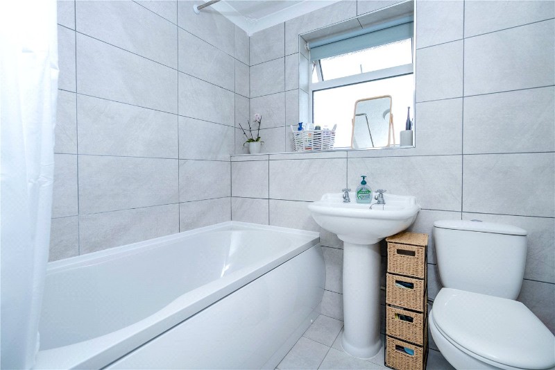 Knight Close, Deeping St. James, Peterborough, Lincolnshire, PE6