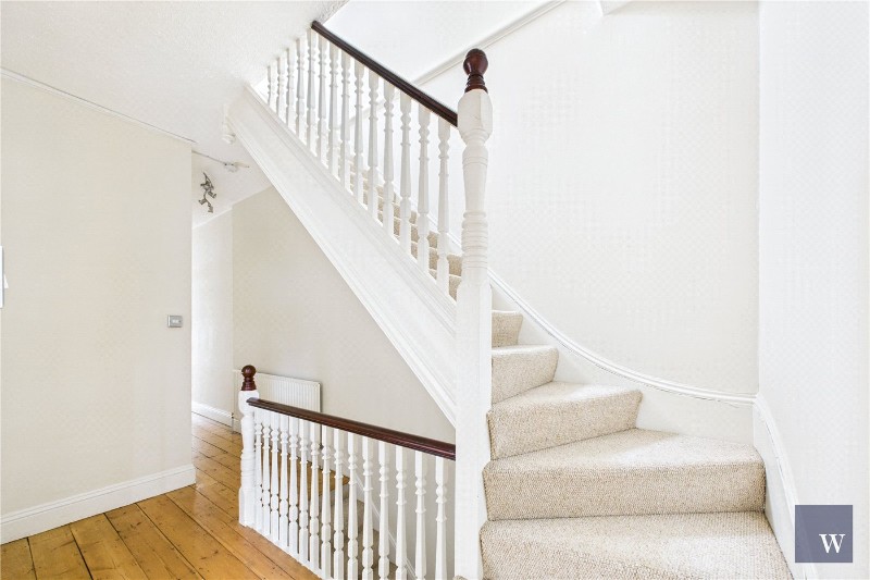 Barcombe Avenue, London, SW2