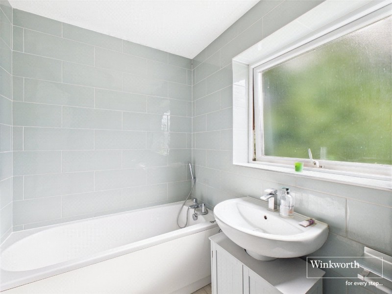Marshall Close, Purley on Thames, Reading, Berkshire, RG8