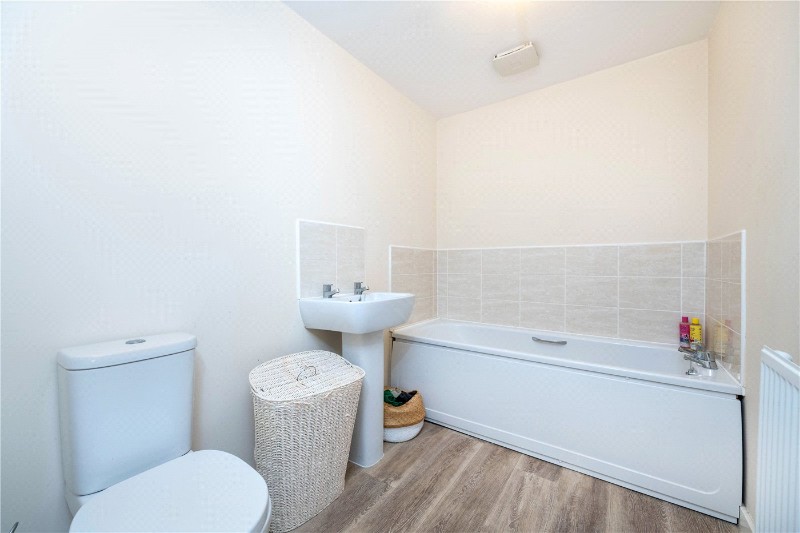 Jubilee Drive, Market Deeping, Peterborough, Lincolnshire, PE6