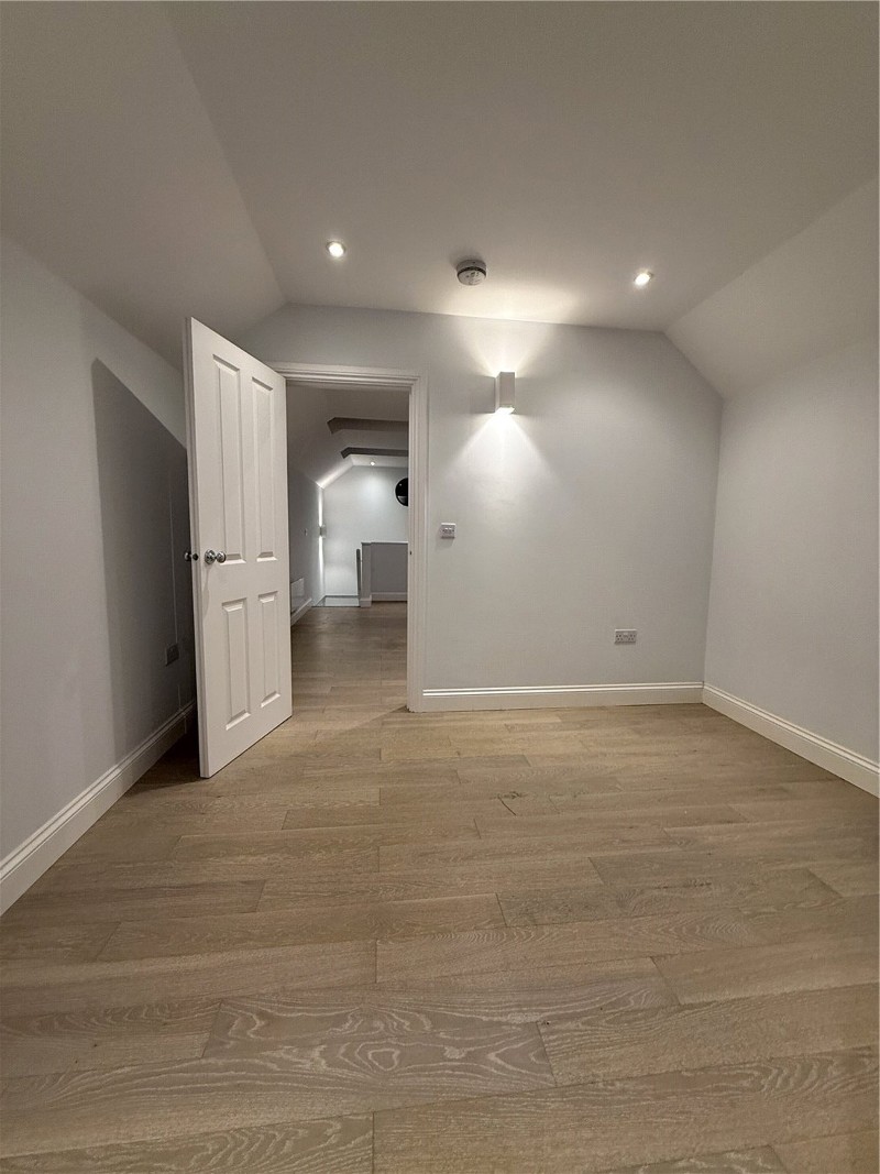 Queens Road, Weybridge, Surrey, KT13