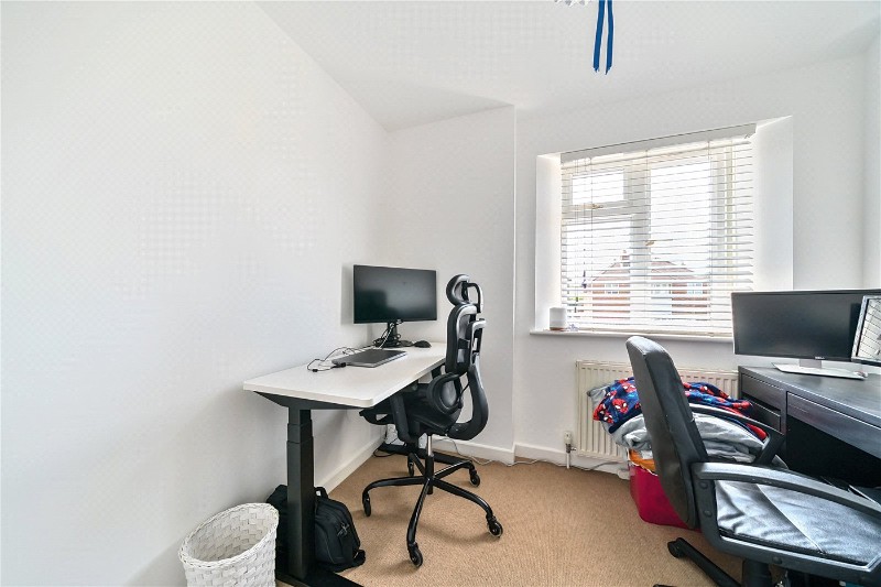 Green Lane, Farnham, United Kingdom, GU9