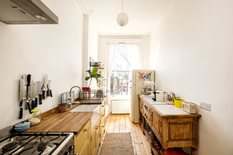 St. Quintin Avenue, London, W10