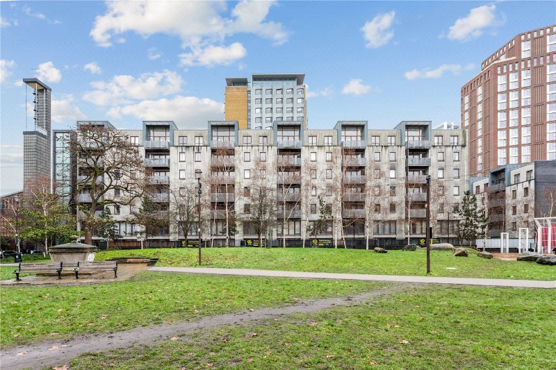 Adler Street, London, E1