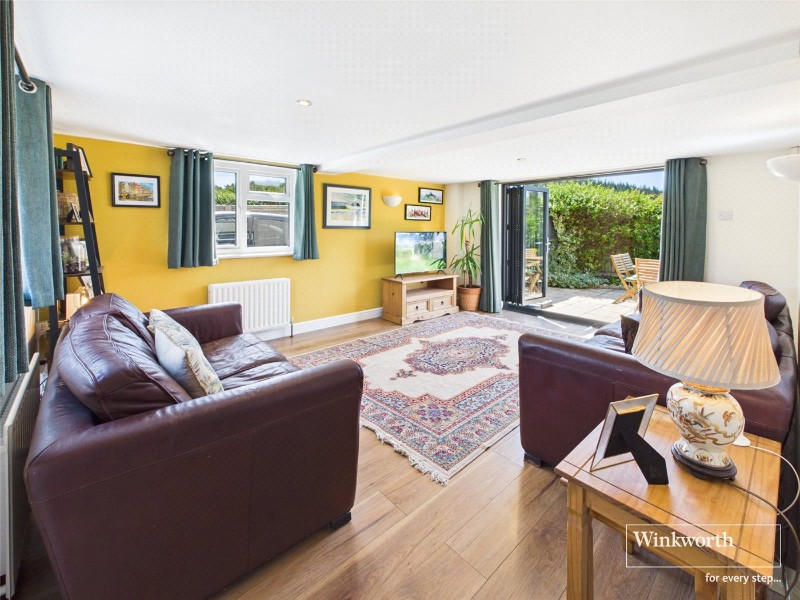 Mudgate Cottage, Hollingsworth, Newbury Road, Hampstead Norreys, RG18