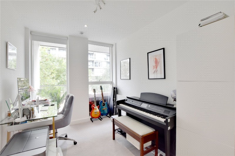 Granite Apartments, 30 River Gardens Walk, Greenwich, London, SE10