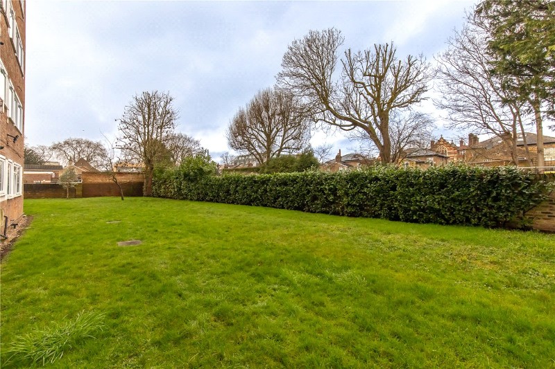 Balmain Close, London, W5