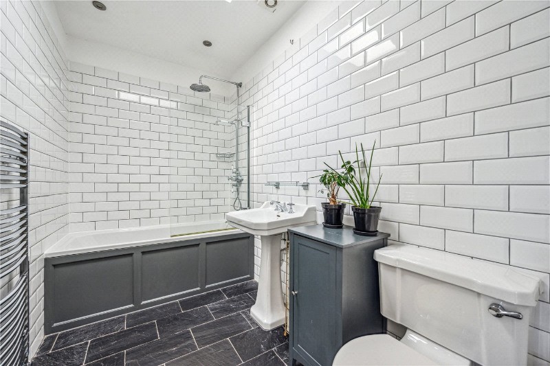 Woodland Hill, London, SE19