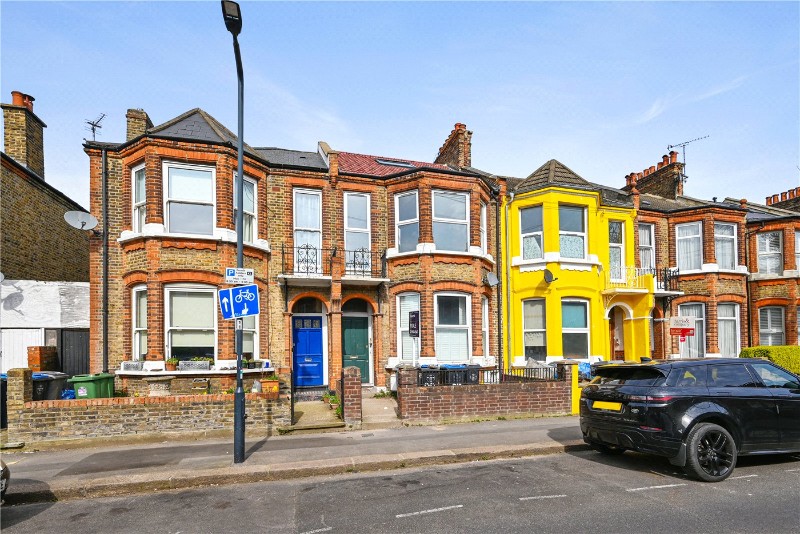 Bathurst Gardens, London, NW10