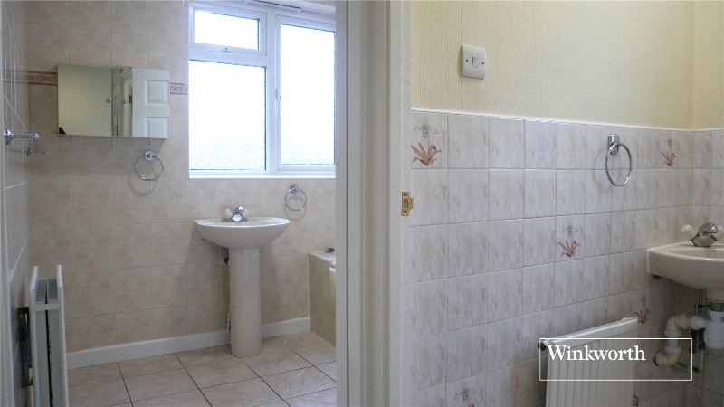 Ashurst Road, Cockfosters, EN4