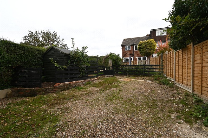 Meadow Road, Basingstoke, Hampshire, RG21