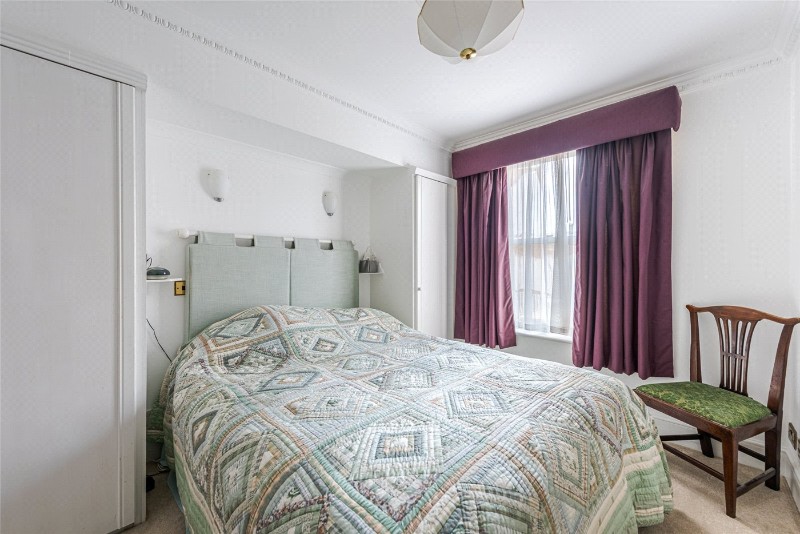 Lindsay Square, London, SW1V