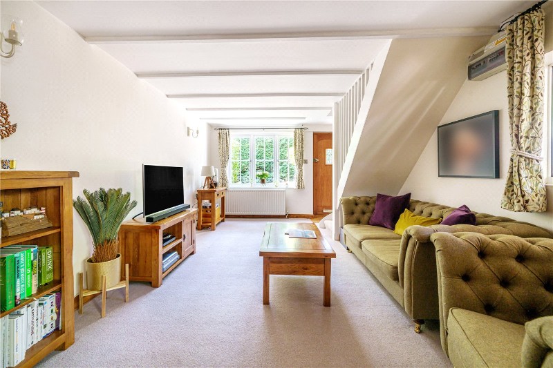 Aveley Lane, Farnham, Surrey, GU9