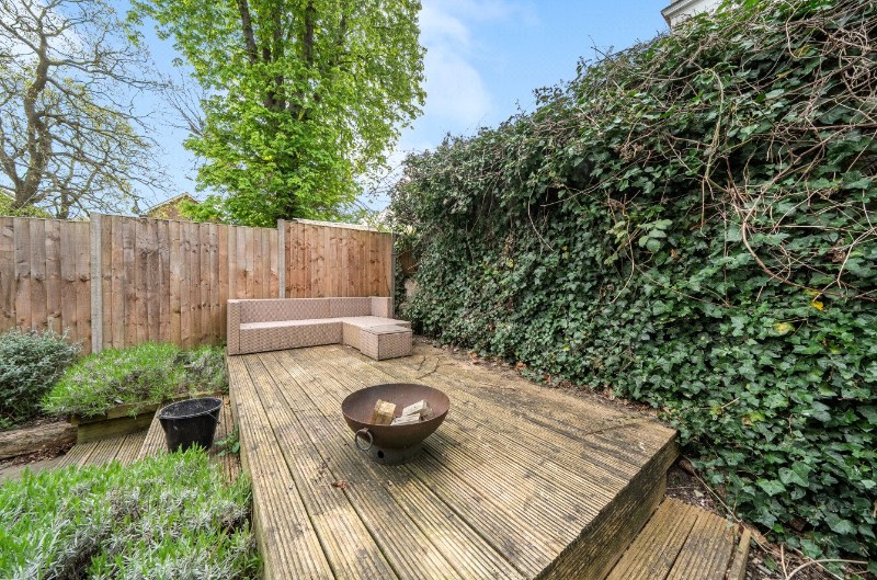 Waldegrave Road, London, SE19