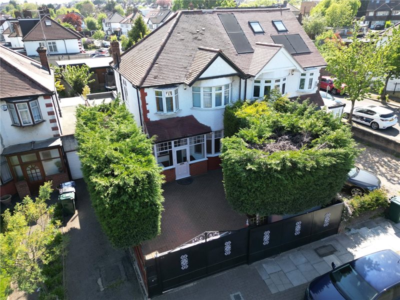 Great North Way, Hendon, London, NW4
