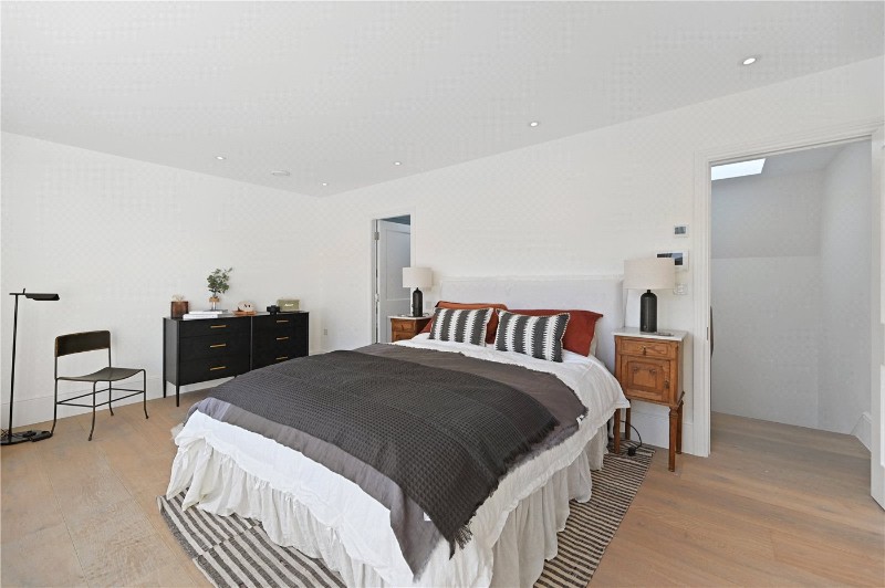St. Lukes Mews, London, W11