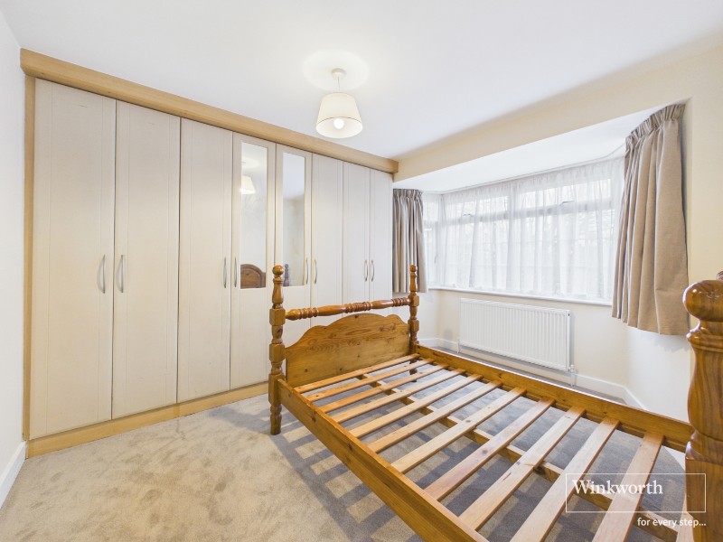 Broadfields Avenue, Edgware, HA8