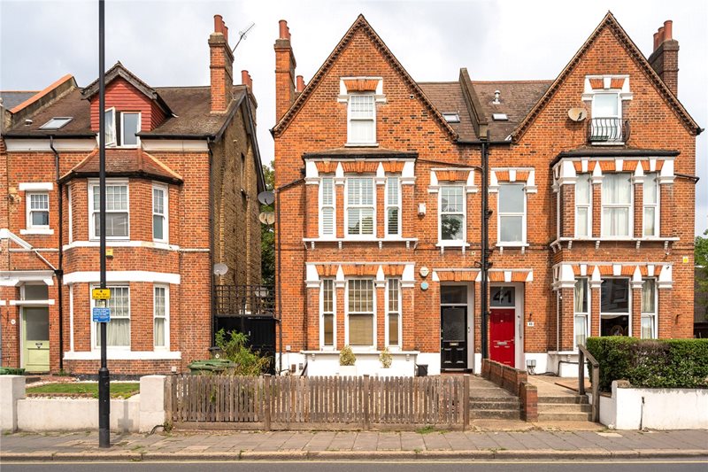 Greyhound Lane, London, SW16