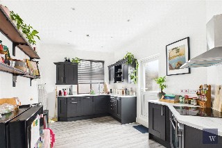 Becmead Avenue, London, SW16