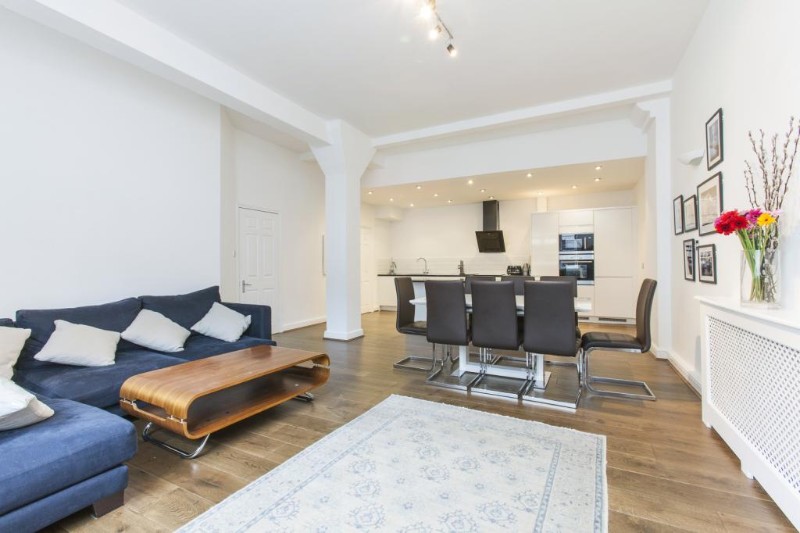 Breezers Court, 20 The Highway, London, E1W