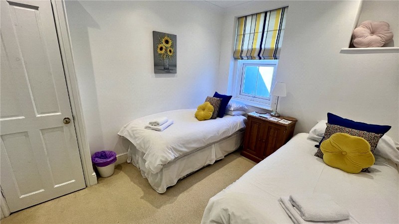 Victoria Road, Dartmouth, Devon, TQ6