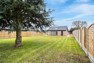 Glebe Close, Gunton, Lowestoft, Suffolk, NR32