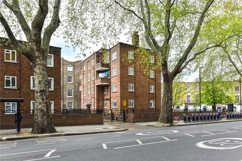 Rosebery Avenue, London, EC1R